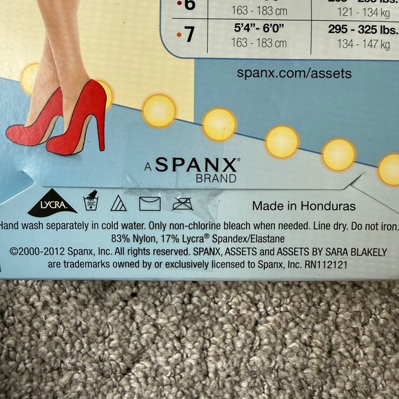 NWT Spanx ASSETS by Sara Blakely Hi Waist Mid Thigh Shaper Nude Size 3 Control - Picture 8 of 8